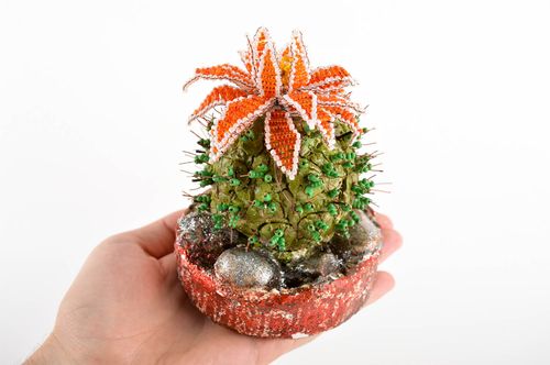 Cactus décoratif fait main Plante artificielle perles rocaille Décor intérieur - MADEheart.com