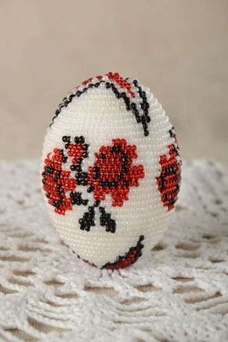 Figura de madera hecha a mano huevo de Pascua regalo original para fiestas - MADEheart.com