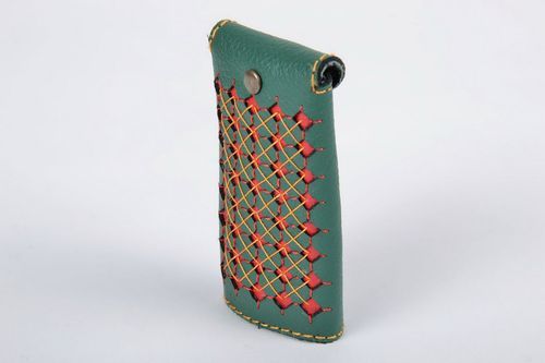 Étui portefeuille porte clés en cuir vert fait main - MADEheart.com