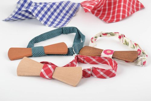 Set of 3 handmade designer wooden bow ties with adjustable fabric straps - MADEheart.com