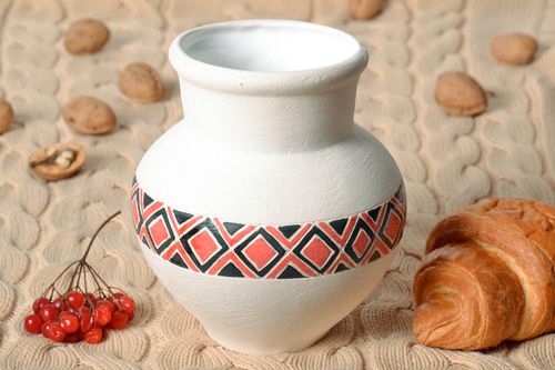 Pot en céramique blanche avec ornement rouge et noir - MADEheart.com