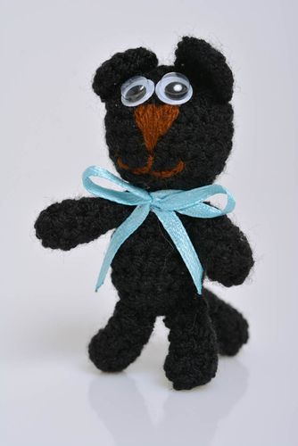 Juguete de peluche tejido artesanal infantil gatito negro pequeño - MADEheart.com