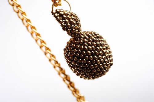 Ciondolo in perline fatto a mano pendente originale accessorio da donna - MADEheart.com