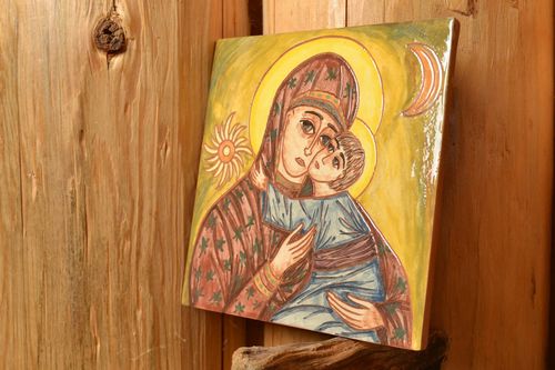 Keramische handgemachte Fliese mit Bemalung Jungfrau Maria mit Kind für Dekor - MADEheart.com