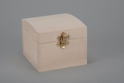 Boîte à décorer sculptée de bois à main - MADEheart.com