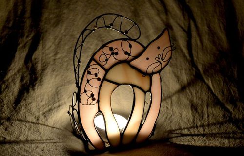 Chandelier en verre vitrail fait main Chat qui porte bonheur - MADEheart.com