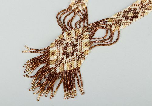 Neck jewelry made of beads, gerdan - MADEheart.com