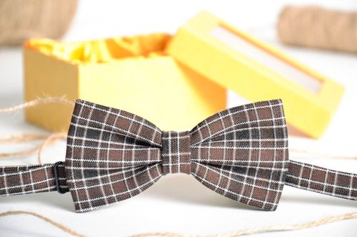 Plaid bow tie - MADEheart.com