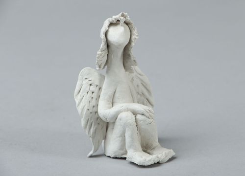 Engel Figurine aus Ton - MADEheart.com