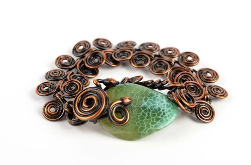 Bracelet tendance Bijou fait main cuivre agate verte Cadeau pour femme original - MADEheart.com