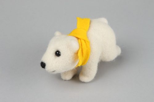 Brinquedo macio de lã Urso Branco - MADEheart.com