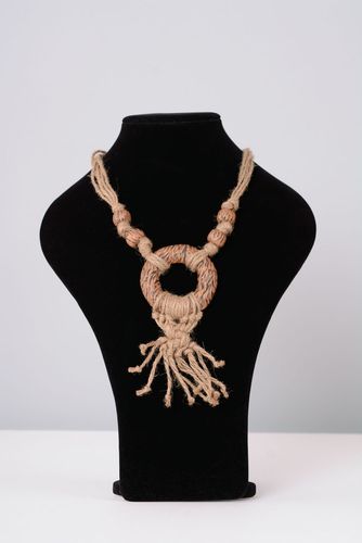 Collana etnica fatta a mano accessorio originale in argilla polimerica - MADEheart.com