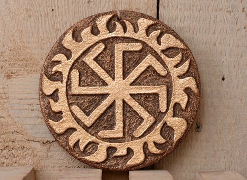 Pingente talismã de interior coberto com potala Ladinets símbolo da deusa eslava - MADEheart.com