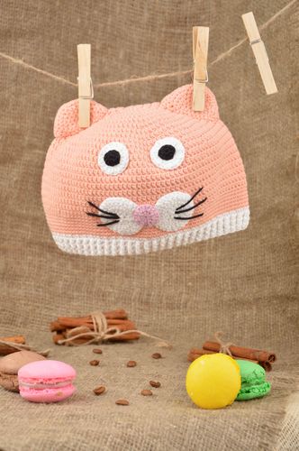 Необычная вязаная крючком детская шапочка в виде розового кота для детей - MADEheart.com