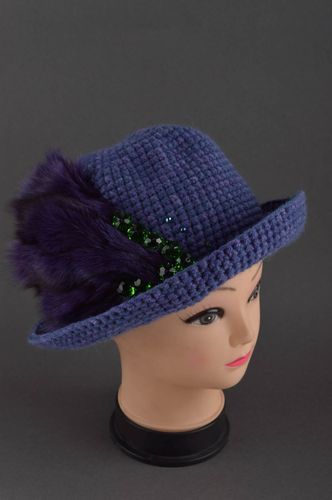 Дизайнерская шапка ручной работы вязаная шляпка зимний головной убор с мехом - MADEheart.com