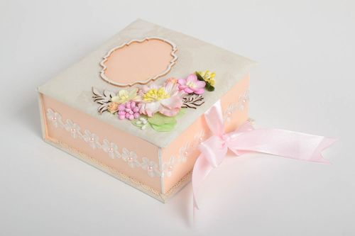 Коробка декоративная в технике скрапбукинг для мелочей или оформления подарка - MADEheart.com