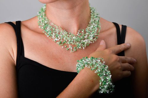 Conjunto de bisutería artesanal regalo original accesorios para mujer verdes - MADEheart.com