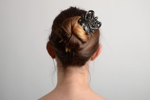 Fermaglio per capelli fatto a mano di legno accessori da donna dautore - MADEheart.com