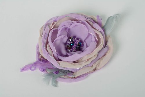 Grande broche fleur lilas faite main originale décorative en chiffon pour femme - MADEheart.com