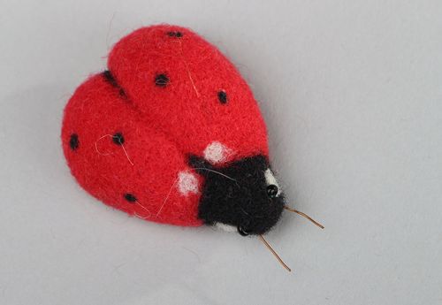 Woolen brooch made using needle felting technique Ladybird - MADEheart.com