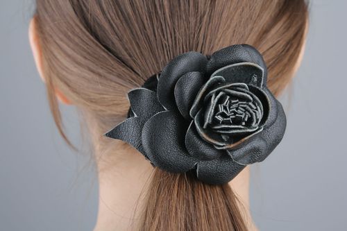 Резинка для волос с кожаным цветком - MADEheart.com