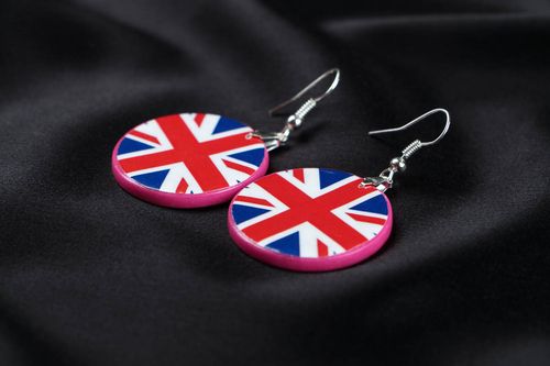 Ohrringe aus Polymerton Großbritannien - MADEheart.com