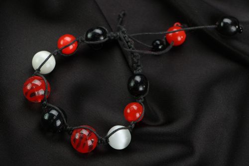 Bracelet en grosses perles fait main - MADEheart.com