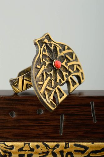 Bague bronze Bijou fait main ouvert grand avec pierre rouge Accessoire femme - MADEheart.com