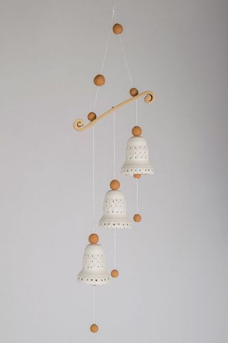 Campanelli dautore in ceramica fatti a mano campanelle tenere bianche - MADEheart.com