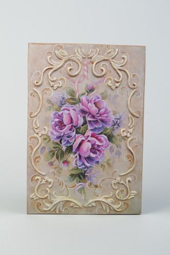 Wand Schlüsselbrett mit Blumen aus Holz mit drei Haken lila Rosen - MADEheart.com