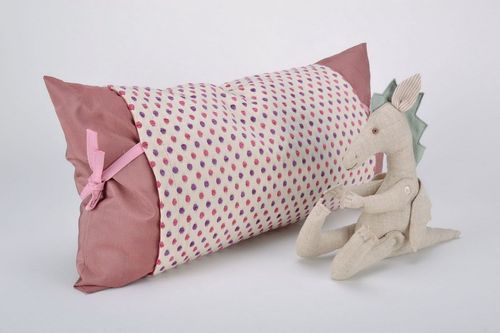 Декоративная подушка ручной работы из органзы - MADEheart.com
