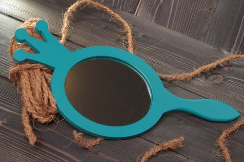 Handgemachter Spiegel aus Holz bemalt für Frauen originell Prinzessin - MADEheart.com