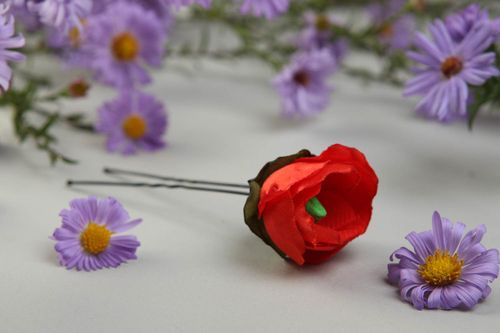 Handmade Haarnadel mit Blume Schmuck für die Haare Mode Accessoire rot schön - MADEheart.com