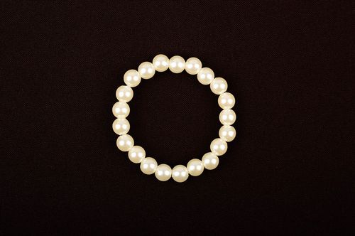 Bracelet perles fantaisie Bijou fait main nacre Accessoire femme design - MADEheart.com