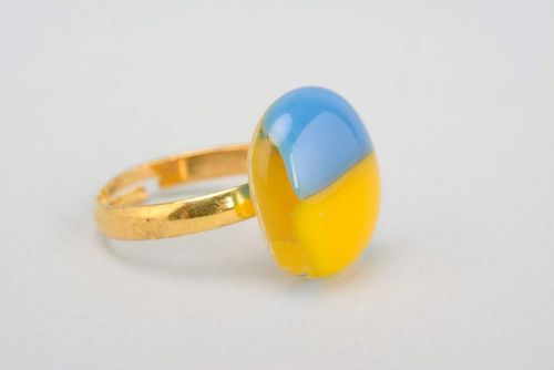 Ring with glass element Ukrainian flag - MADEheart.com