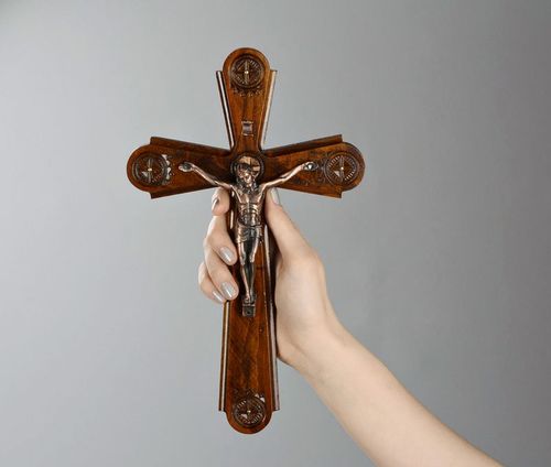 Католический настенный крест  - MADEheart.com