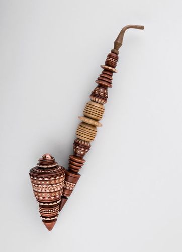 Pipe de tabac décorative en bois - MADEheart.com