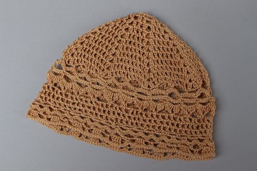 Bonnet tricoté fait main pour femme - MADEheart.com