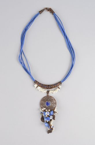 Collier pendentif Bijou fait main bleu métal corail pâte polymère Cadeau femme - MADEheart.com
