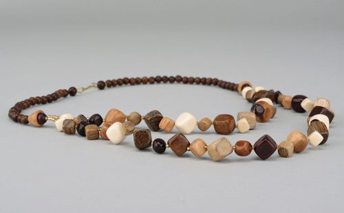 Wooden beads with a clasp - MADEheart.com