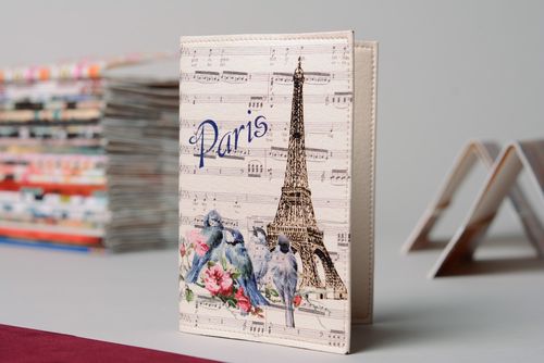 Homemade leather passport cover with Eiffel Tower print - MADEheart.com