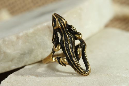 Bronze ring Lizard - MADEheart.com
