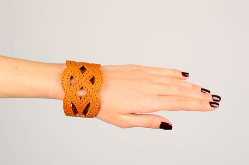 Handmade leather bracelet wrist bracelet light leather bracelet women bracelet  - MADEheart.com