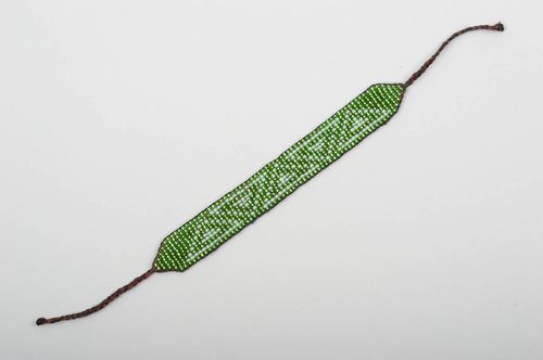 Pulsera hecha a mano de abalorios verde regalo original accesorio para mujer - MADEheart.com