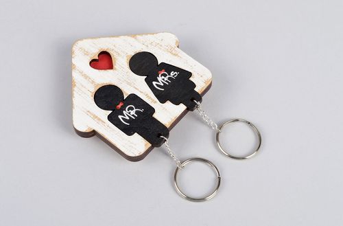 Handmade Schlüsselbrett aus Holz Hakenleiste für Schlüssel Wandhaken Schmuck - MADEheart.com