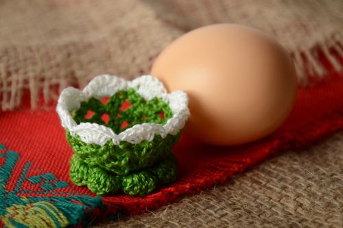 Handmade green crochet Easter egg holder - MADEheart.com
