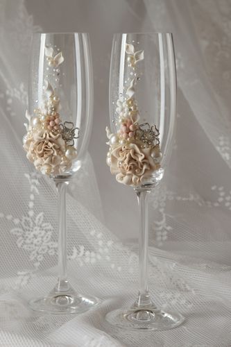 Wedding glasses handmade lovely present beautiful accessories with pearls - MADEheart.com