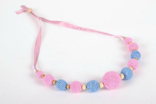 Handmade sling beads - MADEheart.com