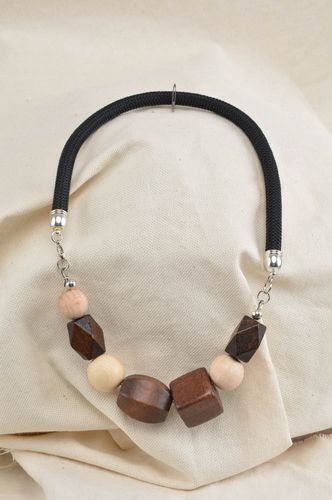 Collana di perle di legno fatta a mano originale di moda bigiotteria da donna - MADEheart.com
