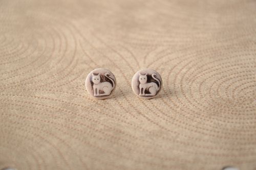 Steck Ohrringe aus Ton mit Katzen - MADEheart.com